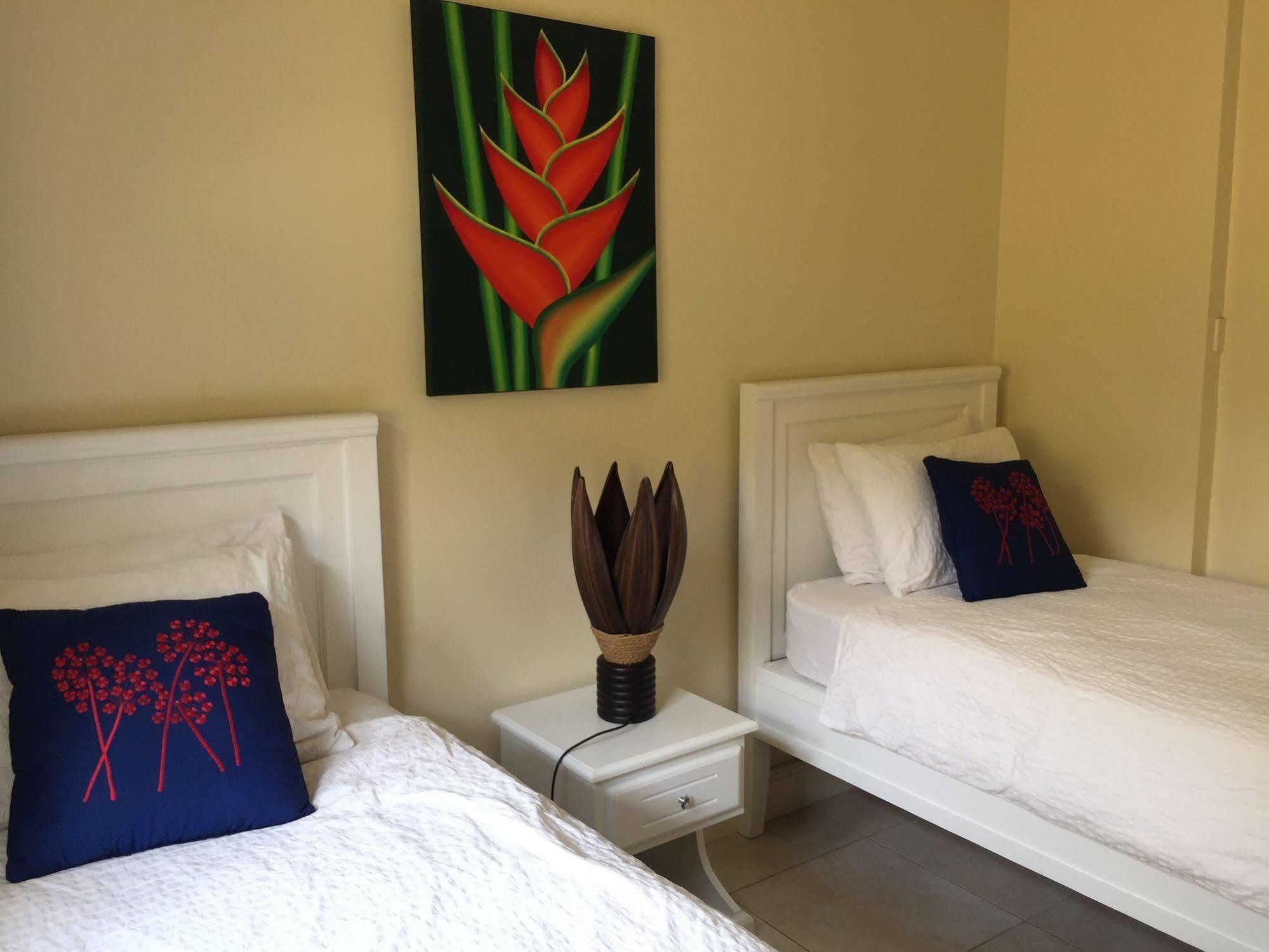 South Sea House Apartment Cap Estate Ngoại thất bức ảnh